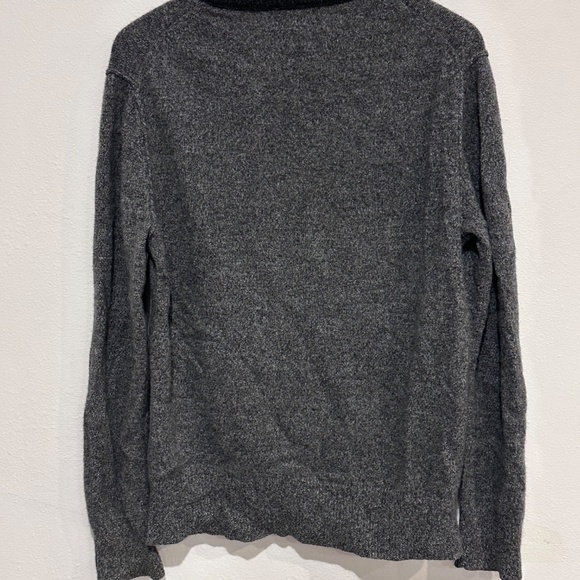 Banana Republic Men's Wool Sweater - Picture 5 of 6